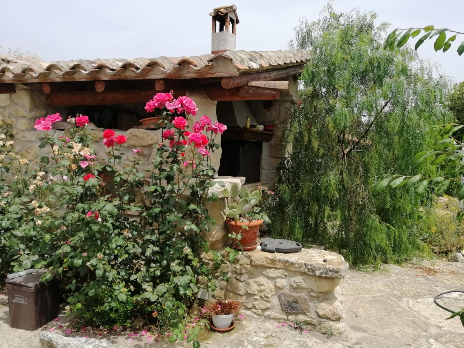 فيلا Casa Di Pietra Usellus المظهر الخارجي الصورة