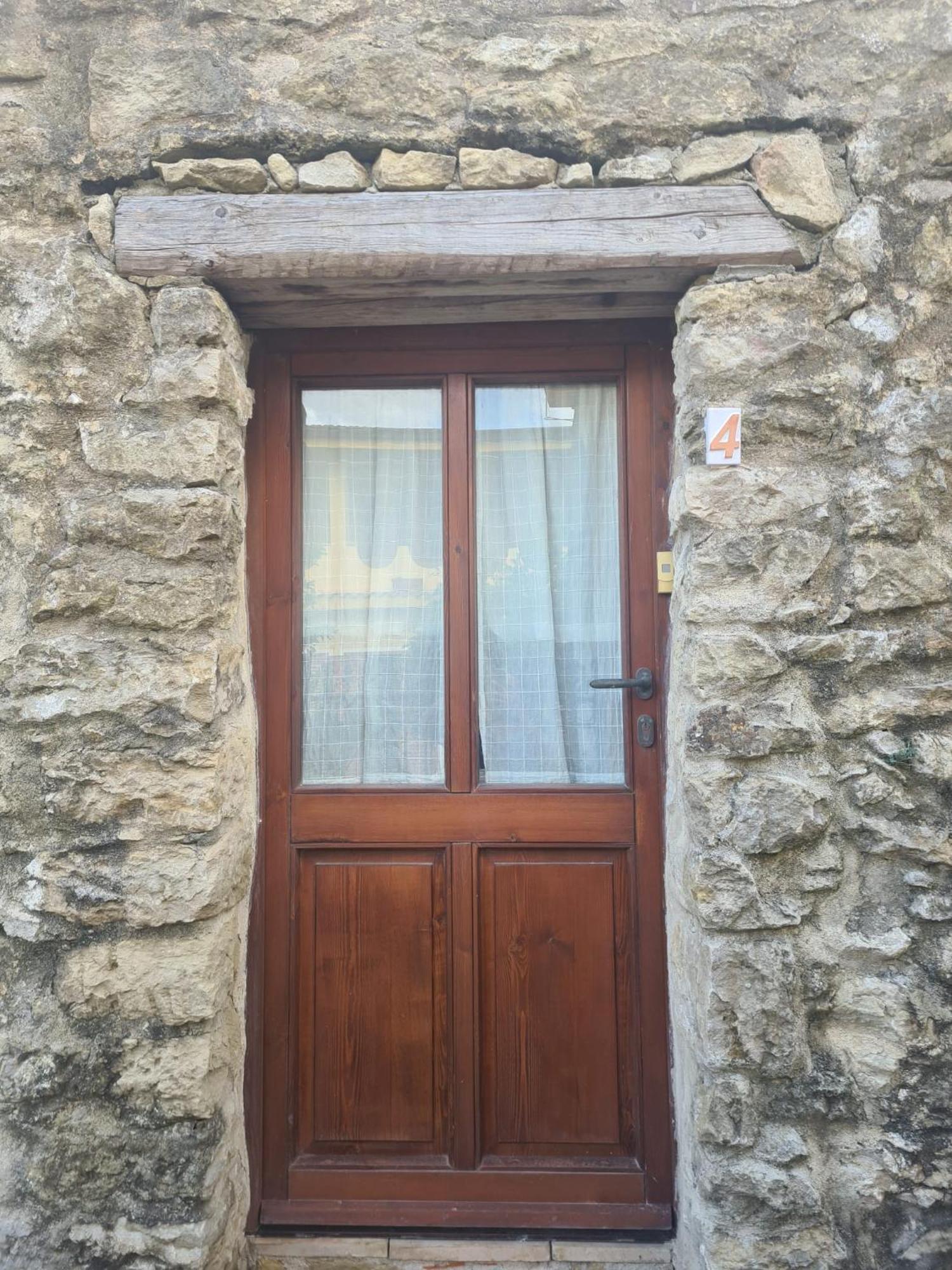 فيلا Casa Di Pietra Usellus المظهر الخارجي الصورة