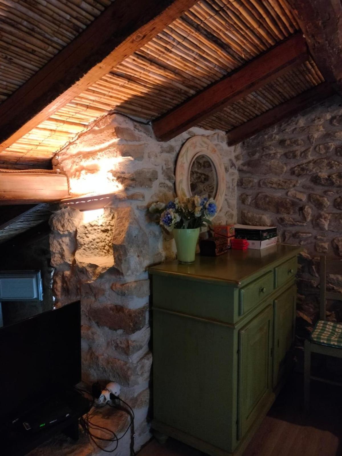 فيلا Casa Di Pietra Usellus المظهر الخارجي الصورة