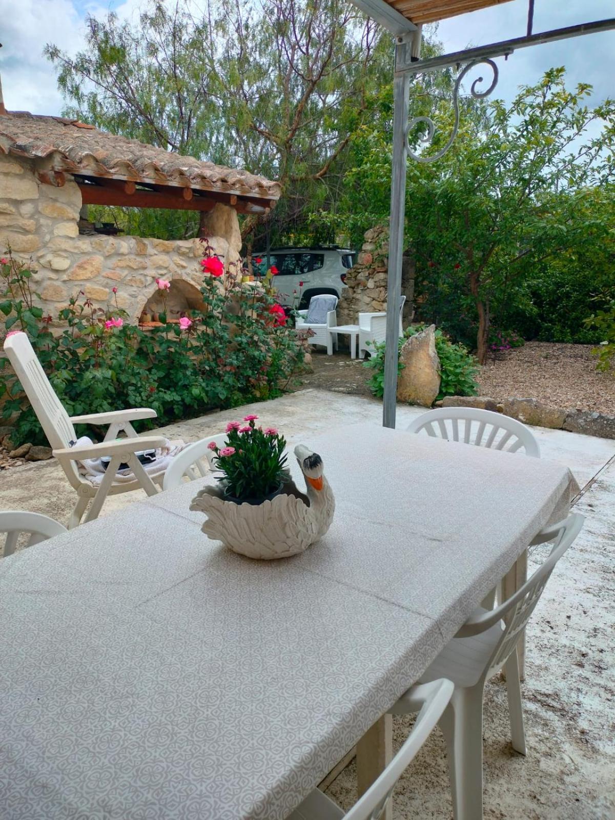 فيلا Casa Di Pietra Usellus المظهر الخارجي الصورة